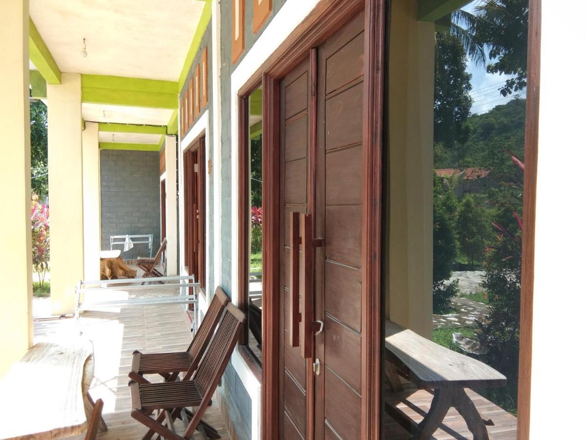 Latansa Inn Karimunjawa Exterior photo