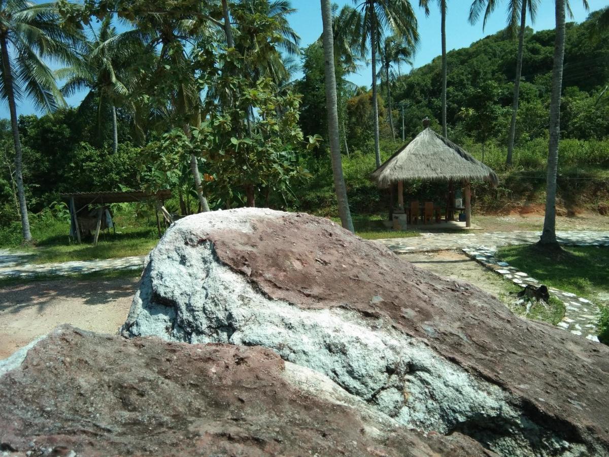 Latansa Inn Karimunjawa Exterior photo